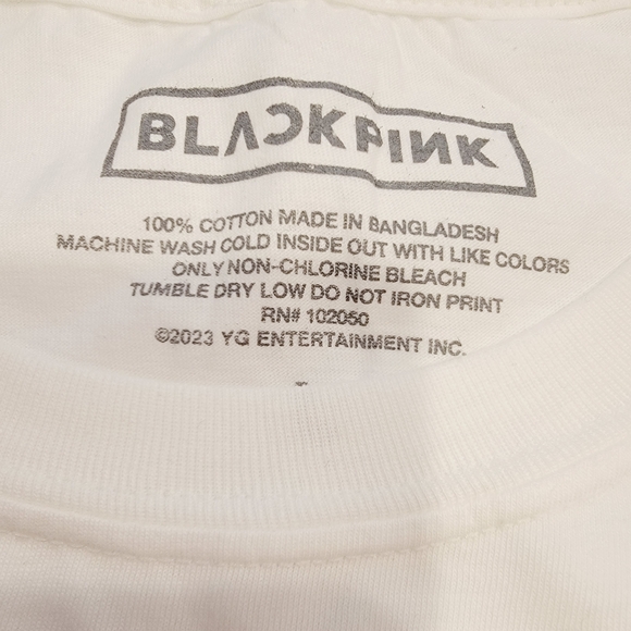 BLACKPINK Unisex Officially Licensed Shut Down Portrait Grid Tee T-Shirt - Picture 3 of 5